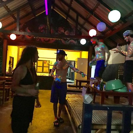 Sea Hug Hostel Koh Phangan Eksteriør billede